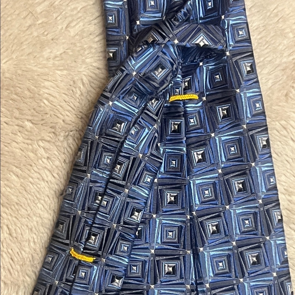 Valentino Blue Geometric Pattern Tie - Picture 9 of 9